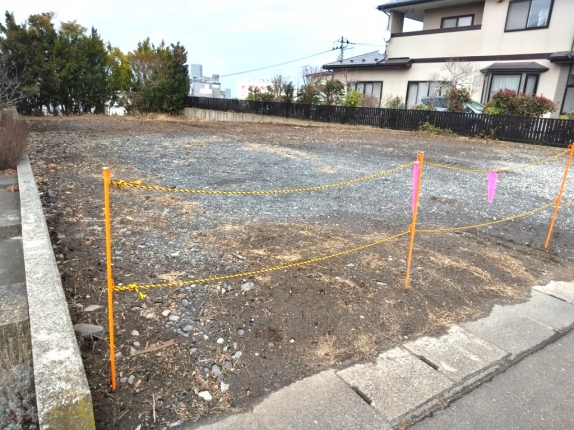 八戸市白銀４丁目１－